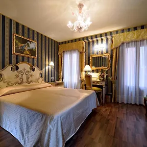 Szálloda Citta Di Milano, Velence
